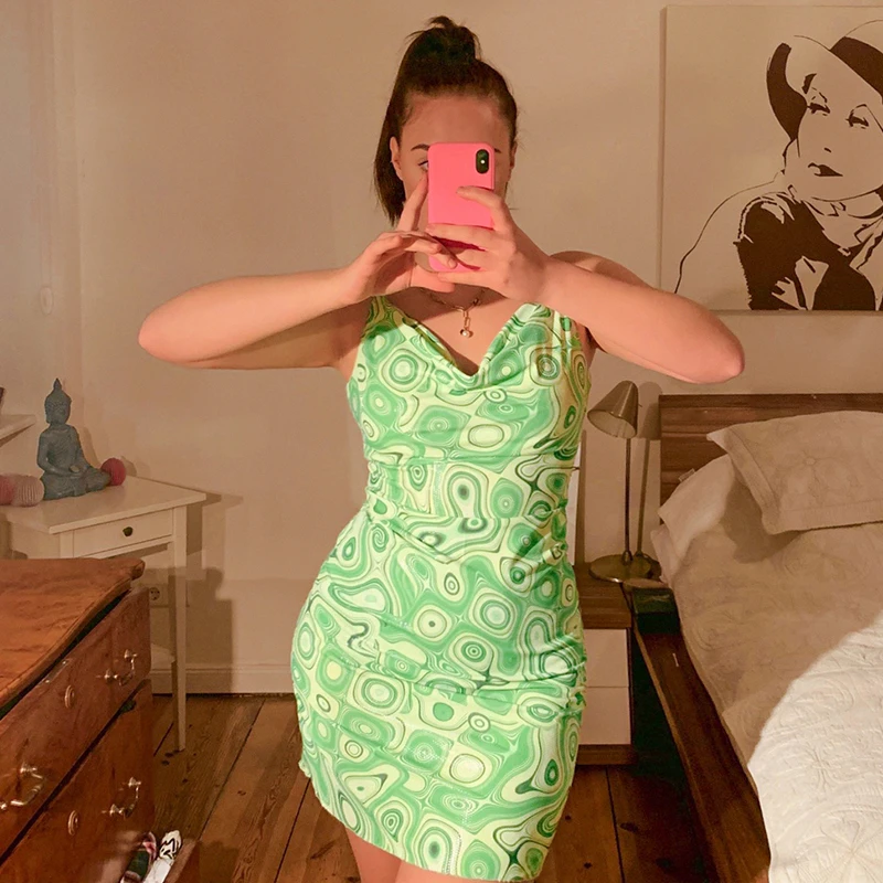 Rockmore Summer V Neck Mini Dress Women Green Sexy Beach Party Dresses Y2K Vintage Print Bodycon Sleeveless Short Sundress 2021
Rockmore Summer V Neck Mini Dress Women Green Sexy Beach Party Dresses Y2K Vintage Print Bodycon Sleeveless Short Sundress 2021