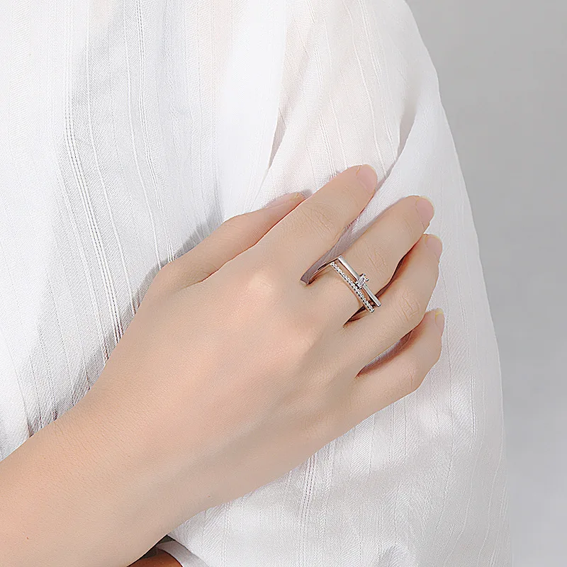 Exquisite Women's Silver colour Crystal Zircon Ring Square Engagement Wedding Ring Valentine's Day Gift Banquet Noble Jewelry
Exquisite Women's Silver colour Crystal Zircon Ring Square Engagement Wedding Ring Valentine's Day Gift Banquet Noble Jewelry