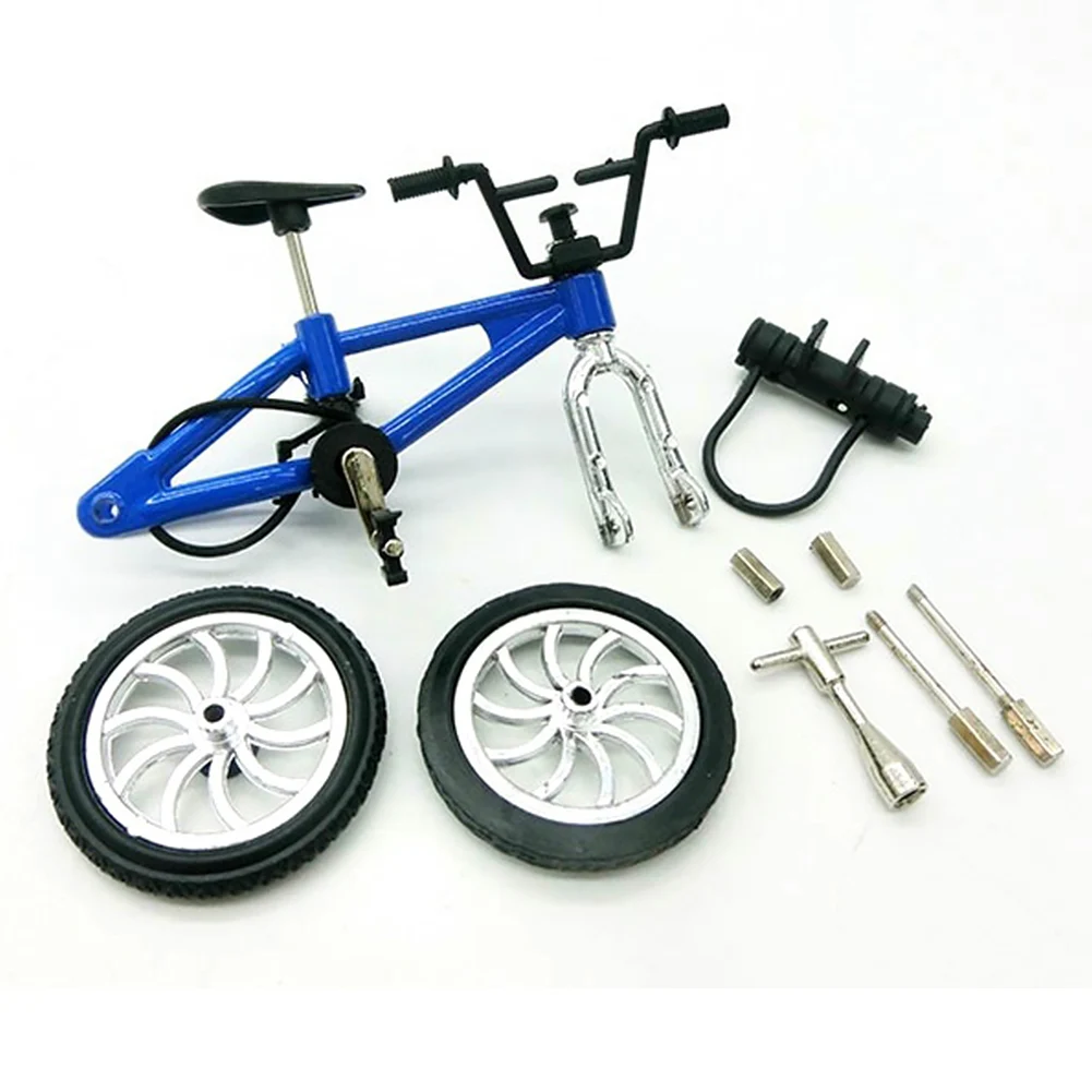 Educational Toy For Kids Simulation Bikes Fun Alloy Gift Racing Lightweight Entertainment Mini Finger Skateboard Set Vigor Board
Educational Toy For Kids Simulation Bikes Fun Alloy Gift Racing Lightweight Entertainment Mini Finger Skateboard Set Vigor Board