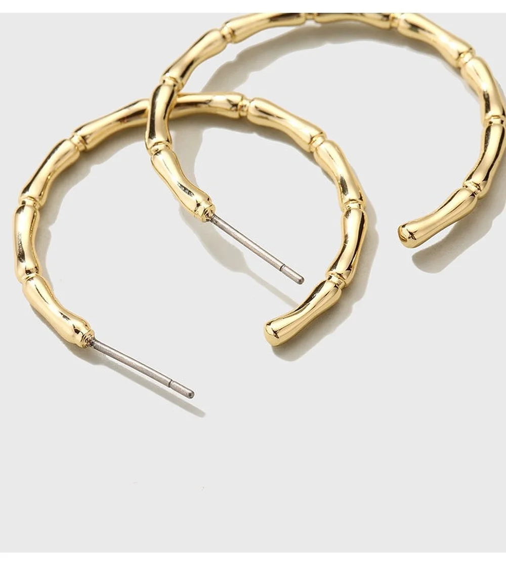 JY Ins Style Metal Pop Copper Imitation Bamboo C-shaped Earrings C-shaped Semicircular Earrings
JY Ins Style Metal Pop Copper Imitation Bamboo C-shaped Earrings C-shaped Semicircular Earrings