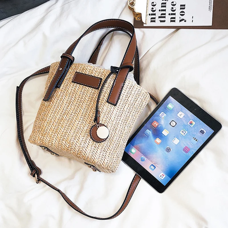 Straw Woven Women's Shoulder Bag Fashion Bohemian Beach Handbag Large Capacity Shopping Bag Travel Bag 
Straw Woven Women's Shoulder Bag Fashion Bohemian Beach Handbag Large Capacity Shopping Bag Travel Bag