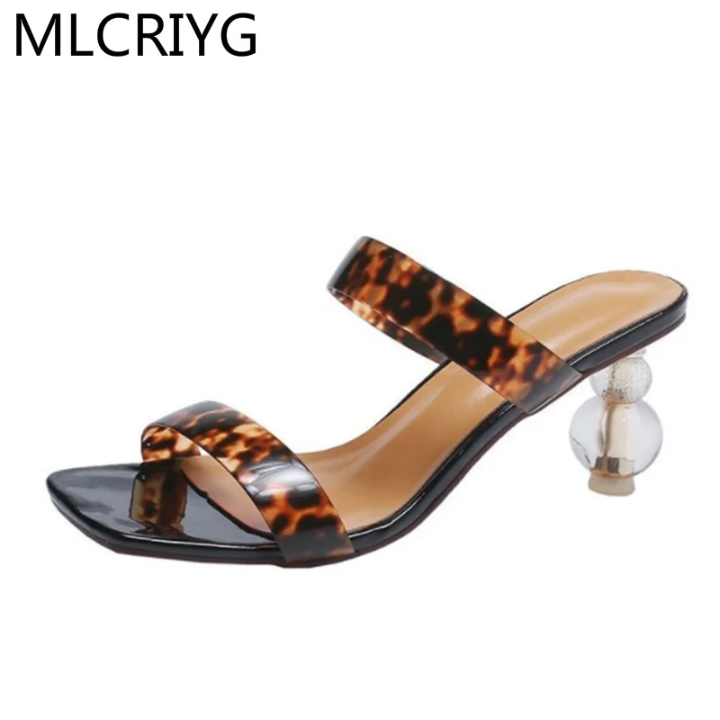 2021 Summer New Women's Sandals Fashion Vintage Amber Square Head Slipper Outdoor Open Toe High Heels Shoes Sandals for Woman
2021 Summer New Women's Sandals Fashion Vintage Amber Square Head Slipper Outdoor Open Toe High Heels Shoes Sandals for Woman