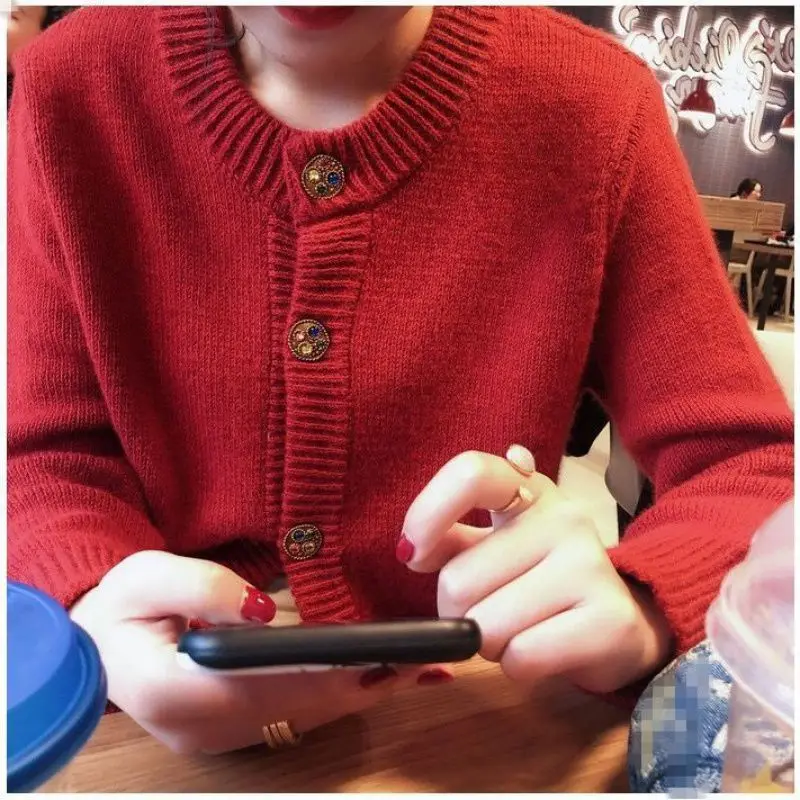 Knitted vest 2021 autumn and autumn new red raccoon velvet sweater women's outer wear loose soft waxy knit
Knitted vest 2021 autumn and autumn new red raccoon velvet sweater women's outer wear loose soft waxy knit