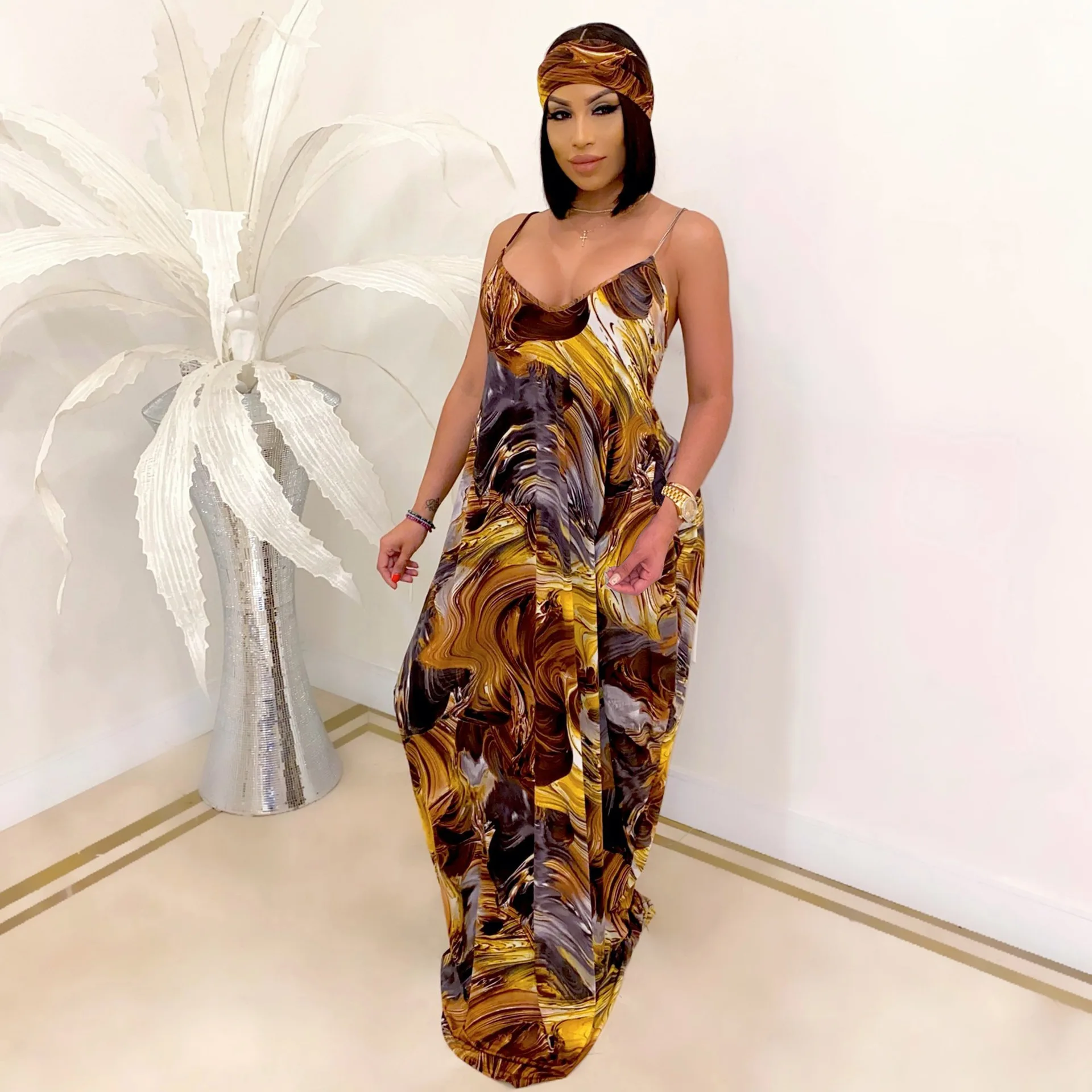 Aesthetic Printed Summer Bohemian Beach Dress Women Deep V Neck Backless Holiday Dress Vintage Sleeveless Floor Length Dresses
Aesthetic Printed Summer Bohemian Beach Dress Women Deep V Neck Backless Holiday Dress Vintage Sleeveless Floor Length Dresses