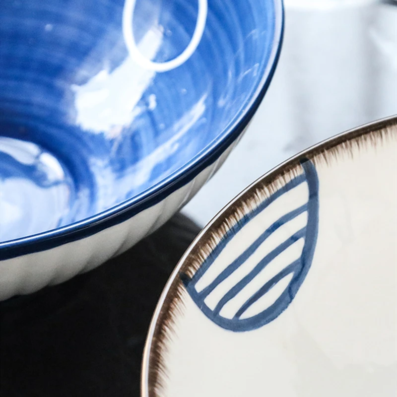 Japanese-style Ceramic Bowl of Dousa Ramen Soup Household Relief Vertical Stripes Elegant Retro Large Capacity Fruit Salad Bowl
Japanese-style Ceramic Bowl of Dousa Ramen Soup Household Relief Vertical Stripes Elegant Retro Large Capacity Fruit Salad Bowl
