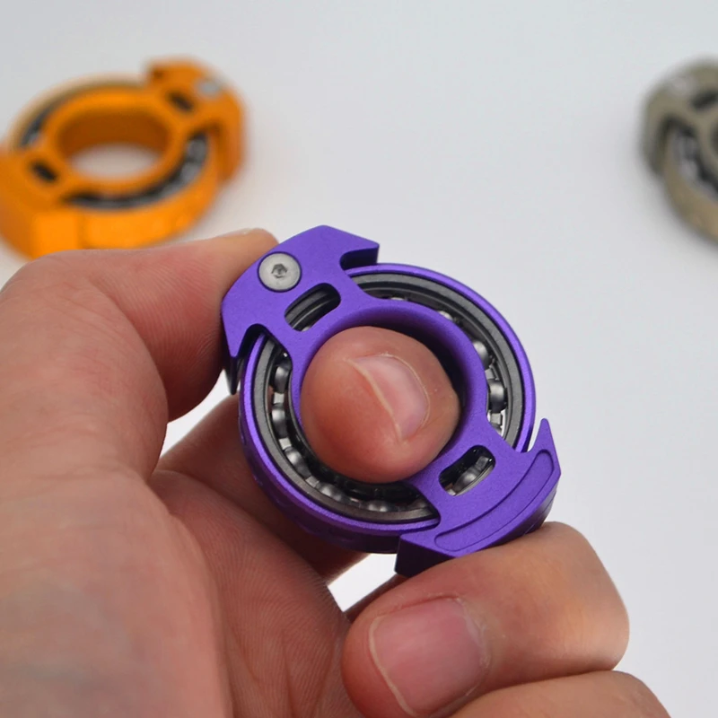 New Creative Nuclear Reactor Fingertip Spinning Top Leisure Children Fidget Toys Compression Unlimited Cube Adult Decompression
New Creative Nuclear Reactor Fingertip Spinning Top Leisure Children Fidget Toys Compression Unlimited Cube Adult Decompression