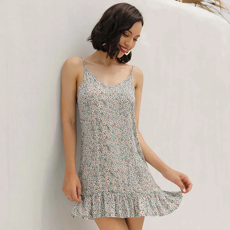 Sling Floral Print V Neck Sleeveless Ruffle Dress Women Summer Casual Loose Waist Boho Beach Party Backless Sexy Dresses
Sling Floral Print V Neck Sleeveless Ruffle Dress Women Summer Casual Loose Waist Boho Beach Party Backless Sexy Dresses