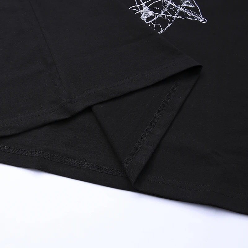 Teachwear Tees Shirt Gothic Goat Ghost Print Hip Hop Men Letter Embroidery Short Sleeve Tshirt Cotton Harajuku Tops Streetwear
Teachwear Tees Shirt Gothic Goat Ghost Print Hip Hop Men Letter Embroidery Short Sleeve Tshirt Cotton Harajuku Tops Streetwear