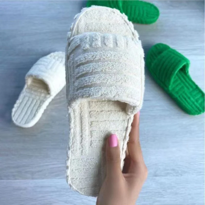 2021 New Design Women Thick Soled Slippers Females Open Toe Solid Color Stripe Slides Ladies Casual Indoor Shoes Plus Size 36-43
2021 New Design Women Thick Soled Slippers Females Open Toe Solid Color Stripe Slides Ladies Casual Indoor Shoes Plus Size 36-43