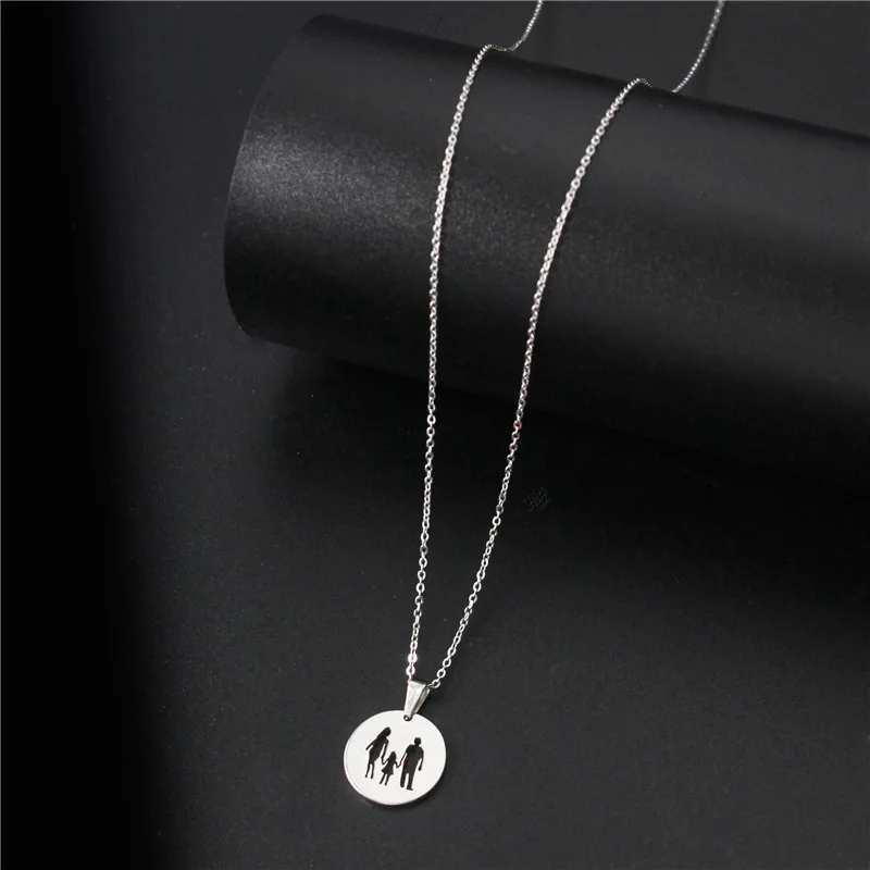 2021 Stainless Steel Family Forever Love Necklace For Women Round Clavicle Family of Three Pendant Necklace New Year Jewelry
2021 Stainless Steel Family Forever Love Necklace For Women Round Clavicle Family of Three Pendant Necklace New Year Jewelry