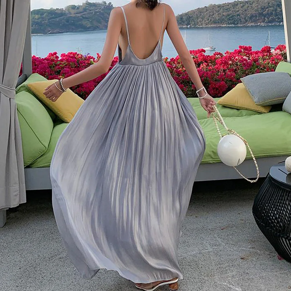 Straps Pleated Dress Women Loose Satin Silver Boho Low Cut Backless Sexy Party Elegant 2021 Summer Dresses Robe Femininas
Straps Pleated Dress Women Loose Satin Silver Boho Low Cut Backless Sexy Party Elegant 2021 Summer Dresses Robe Femininas