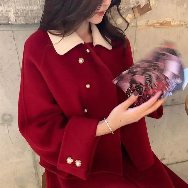 Women's Winter Warm Sets Sweet Style Vintage Single Breasted Woolen Coat With Sleeveless Dress Casual Two-Pieces Suits
Women's Winter Warm Sets Sweet Style Vintage Single Breasted Woolen Coat With Sleeveless Dress Casual Two-Pieces Suits