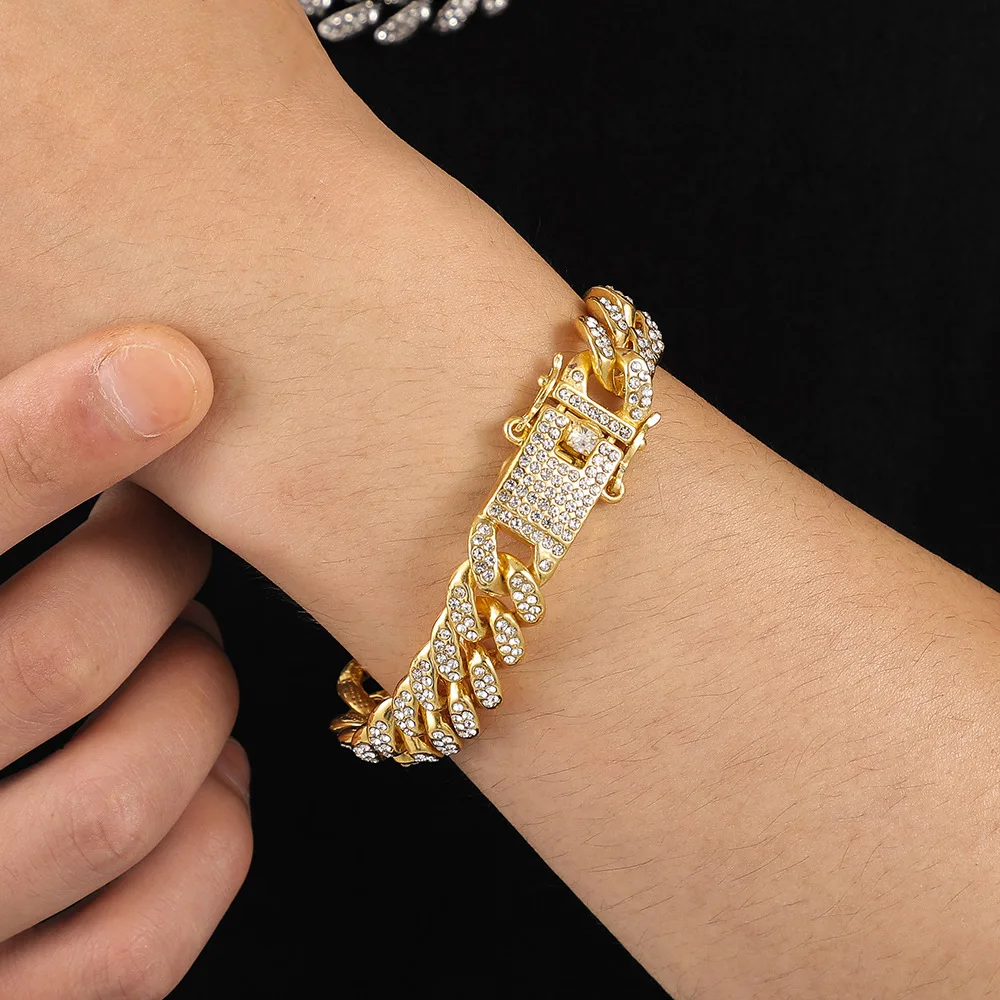 Trendy Golden Hip Hop Rock 12mm Full Rhinestone Box Buckle Men's Bracelet Fashion Cuban Chain Bracelet
Trendy Golden Hip Hop Rock 12mm Full Rhinestone Box Buckle Men's Bracelet Fashion Cuban Chain Bracelet
