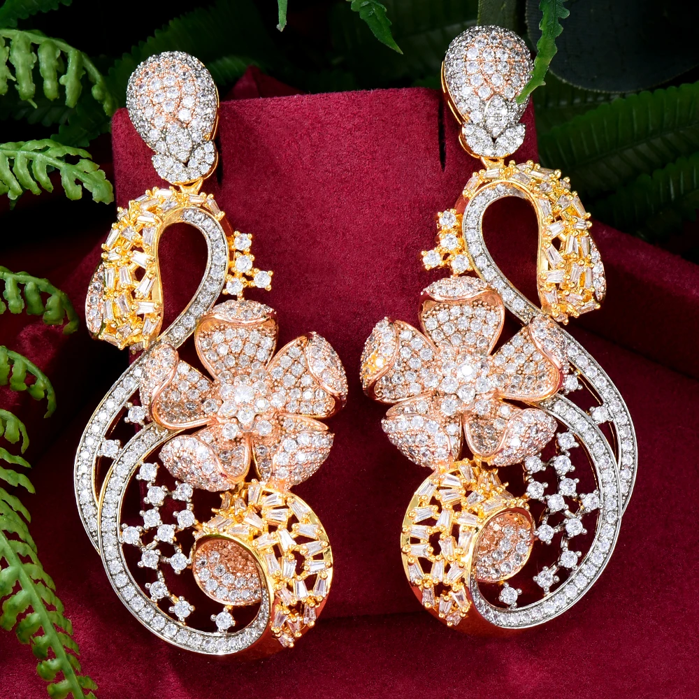 

Soramoore Luxury gorgeous Full CZ Round Pendant Earrings for Noble Women Bridal Wedding серьги 2021 тренд High Quality New