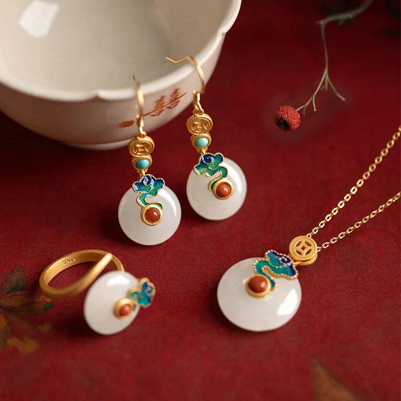 MEYRROYU Sterling Silver New Trendy Classical Coin Jade Jewelry Set Exquisite Gorgeous Anniversary Gifts For Women Prata 925
MEYRROYU Sterling Silver New Trendy Classical Coin Jade Jewelry Set Exquisite Gorgeous Anniversary Gifts For Women Prata 925