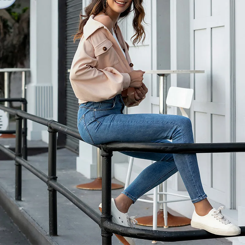 Autumn Long Lantern Sleeve Women Short Jacket Pocket Turn-down Collar Single Breasted Lady Jackets Streetwear Casual Female Coat
Autumn Long Lantern Sleeve Women Short Jacket Pocket Turn-down Collar Single Breasted Lady Jackets Streetwear Casual Female Coat