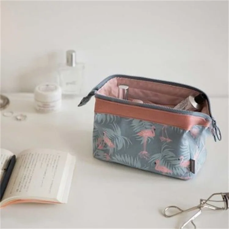 Women Travel Animal Flamingo Make Up Bags Girl Cosmetic Bag Makeup Beauty Wash Organizer Toiletry pouch Storage Kit Bath Case
Women Travel Animal Flamingo Make Up Bags Girl Cosmetic Bag Makeup Beauty Wash Organizer Toiletry pouch Storage Kit Bath Case