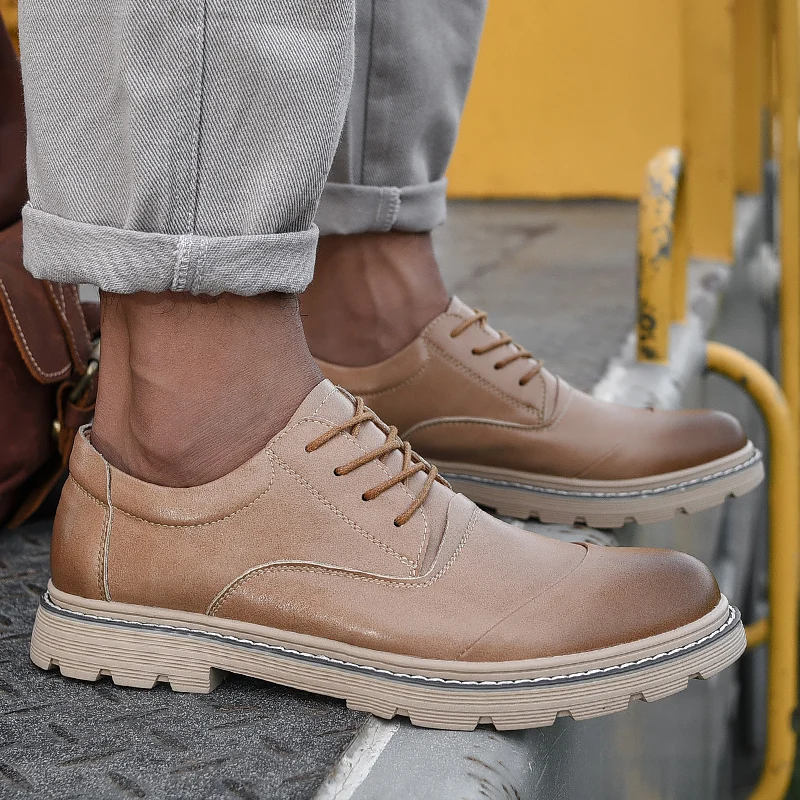 Men genuine Leather Shoes lace up Brogue Casual shoes Men cow Leather Shoes Work Business oxfords Casual Sneakers for men
Men genuine Leather Shoes lace up Brogue Casual shoes Men cow Leather Shoes Work Business oxfords Casual Sneakers for men