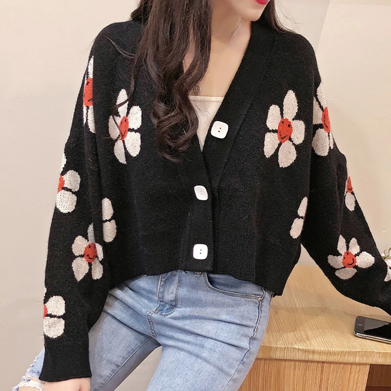 Free Shipping Autumn Sweater Women Korean Style Flower Knitted Cardigans V Neck Loose Short Casual Thicked Coat Sweater
Free Shipping Autumn Sweater Women Korean Style Flower Knitted Cardigans V Neck Loose Short Casual Thicked Coat Sweater