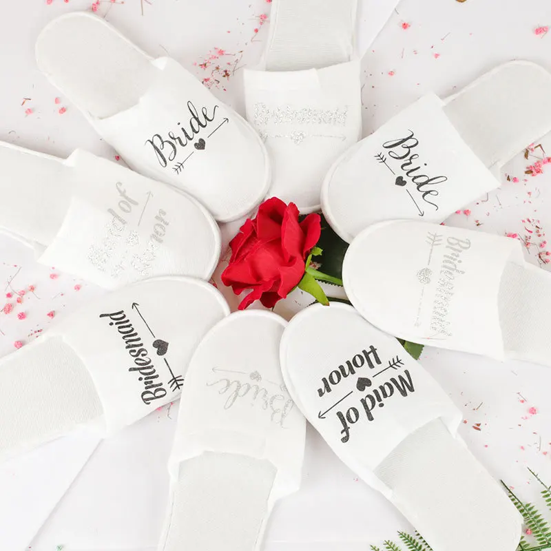1pair Bride Shower Bride Wedding Decoration Bridesmaid Party Spa Soft Slippers Ladies Bachelorette Party Supplies Gifts A98267
1pair Bride Shower Bride Wedding Decoration Bridesmaid Party Spa Soft Slippers Ladies Bachelorette Party Supplies Gifts A98267