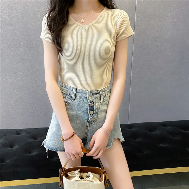 2021Women Ribbed Knitted Basic Shirts Solid Color V Neck Short sleeve Simple Casual Wild Spring summer Bottoming T-Shirt
2021Women Ribbed Knitted Basic Shirts Solid Color V Neck Short sleeve Simple Casual Wild Spring summer Bottoming T-Shirt
