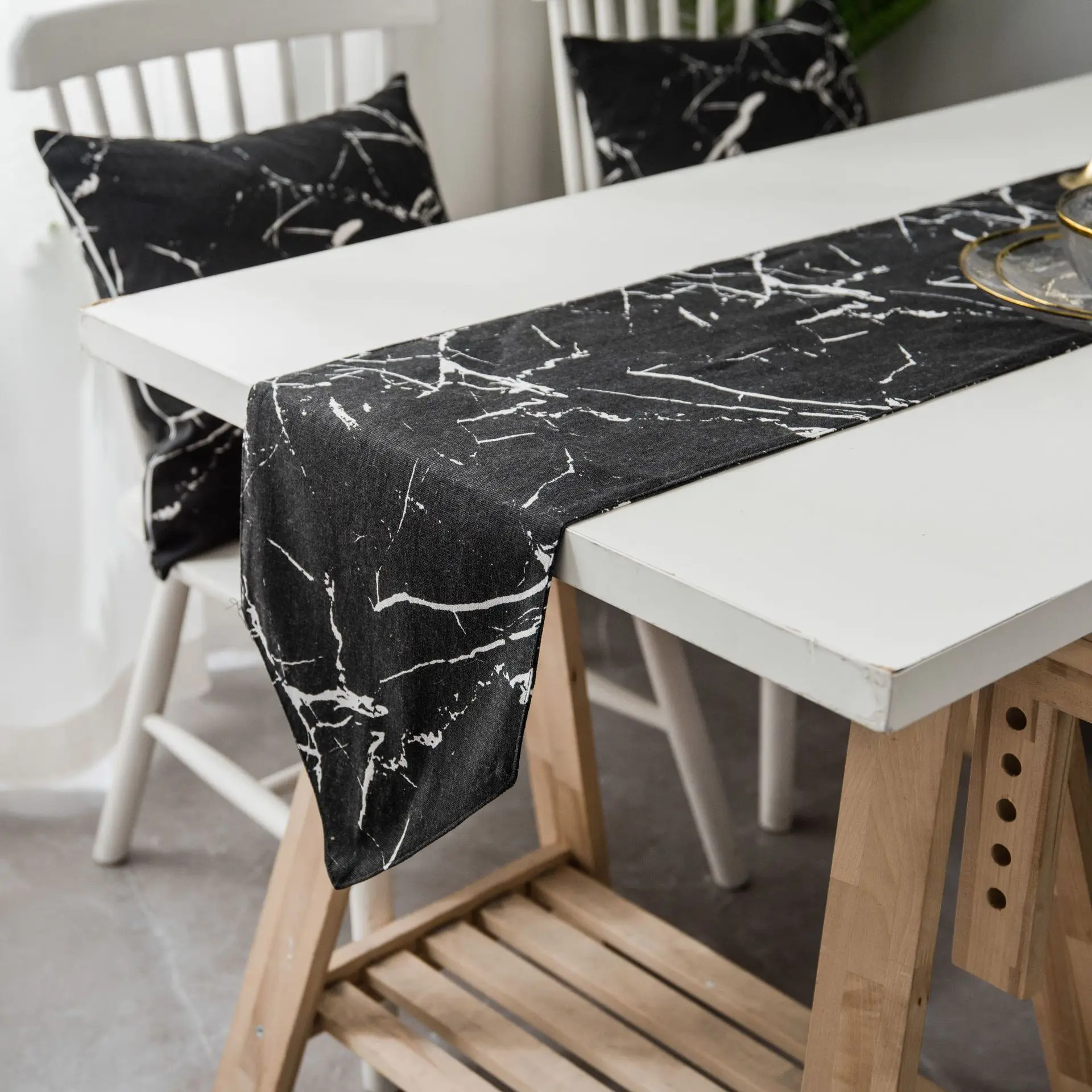 Nordic Black and White Marble Table Runner Tea Table TV Cabinet Cover Cloth Placemat
Nordic Black and White Marble Table Runner Tea Table TV Cabinet Cover Cloth Placemat