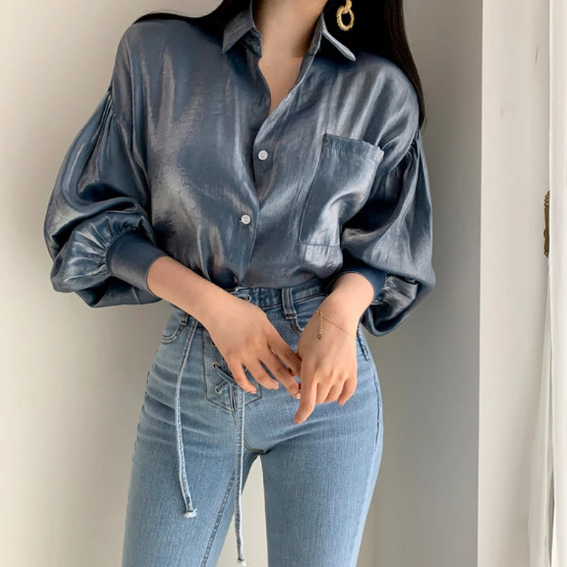 2020 Summer Reflective Loose Vintage Fashion GothSolid Thin Blouses Retro Free Elegant Women All Match Casual Shirts 3 Colors
2020 Summer Reflective Loose Vintage Fashion GothSolid Thin Blouses Retro Free Elegant Women All Match Casual Shirts 3 Colors