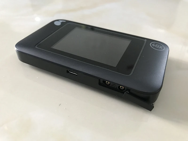 Huawei 5G Mobile WiFi Pro Mini Pocket WiFi Wireless Charger Router Huawei E6878-370 with 8000mAh battery
Huawei 5G Mobile WiFi Pro Mini Pocket WiFi Wireless Charger Router Huawei E6878-370 with 8000mAh battery