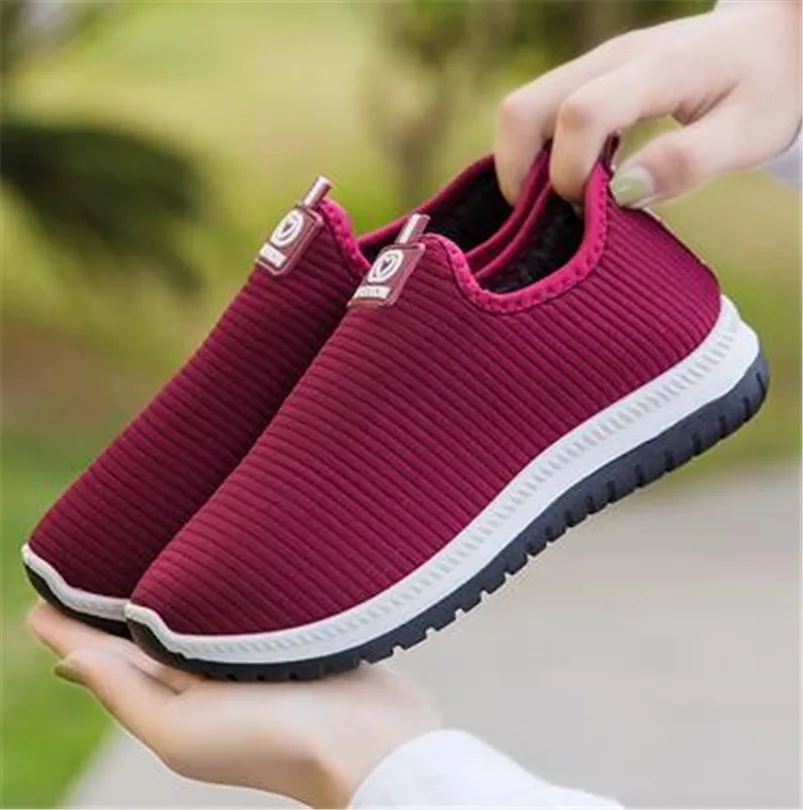 Hot sale Men women Designer Sneakers Fashion Casual Run Sneakers Breathable Running Shoes Breathable Walking Shoes Men Sneakers
Hot sale Men women Designer Sneakers Fashion Casual Run Sneakers Breathable Running Shoes Breathable Walking Shoes Men Sneakers
