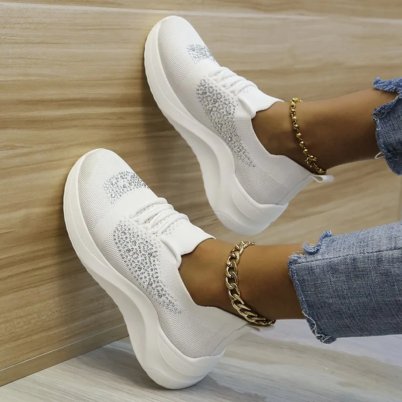 Fashion Women's Vulcanized Shoes Autumn Rhinestone Lace-up Casual Sports Shoes Women's Outdoor Platform Shoes Large Size 35-43
Fashion Women's Vulcanized Shoes Autumn Rhinestone Lace-up Casual Sports Shoes Women's Outdoor Platform Shoes Large Size 35-43