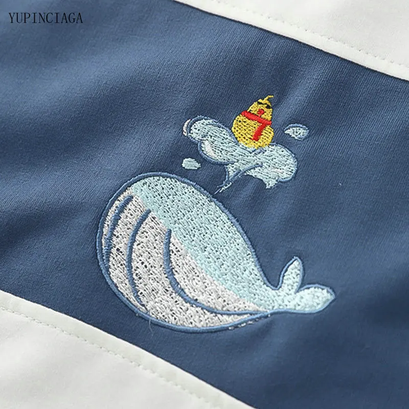 2021 Summer New Casual Loose Patchwork Striped Short Sleeved Women T-Shirt Harajuku V-Neck Cartoon Embroidery Cotton Tops 0684
2021 Summer New Casual Loose Patchwork Striped Short Sleeved Women T-Shirt Harajuku V-Neck Cartoon Embroidery Cotton Tops 0684