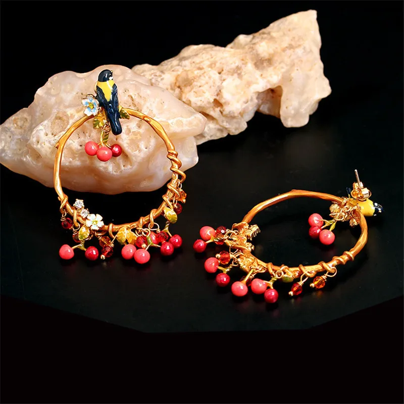 925 Silver Needle New Enamel Glazed Oriole Bird Earrings, Personalized Fruit Small Cherry Circle Pendant Earrings Earrings 
925 Silver Needle New Enamel Glazed Oriole Bird Earrings, Personalized Fruit Small Cherry Circle Pendant Earrings Earrings