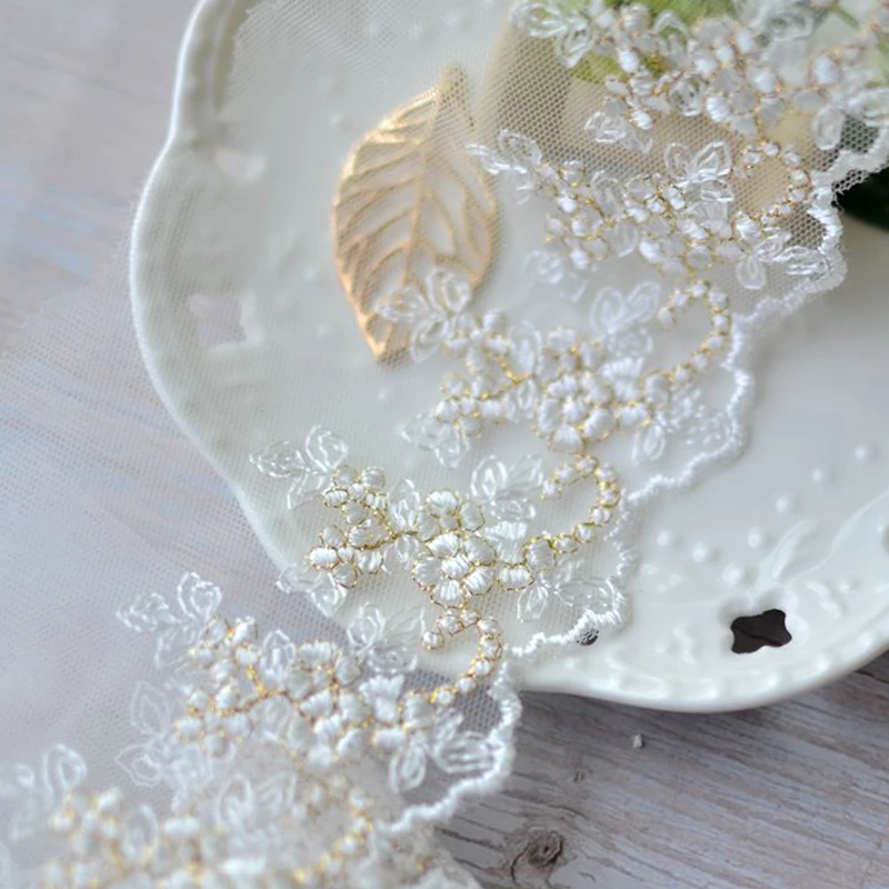 Width 9cm high-quality gold thread and gauze embroidery lace used for doll dressing cheongsam accessories and curtain decoration
Width 9cm high-quality gold thread and gauze embroidery lace used for doll dressing cheongsam accessories and curtain decoration