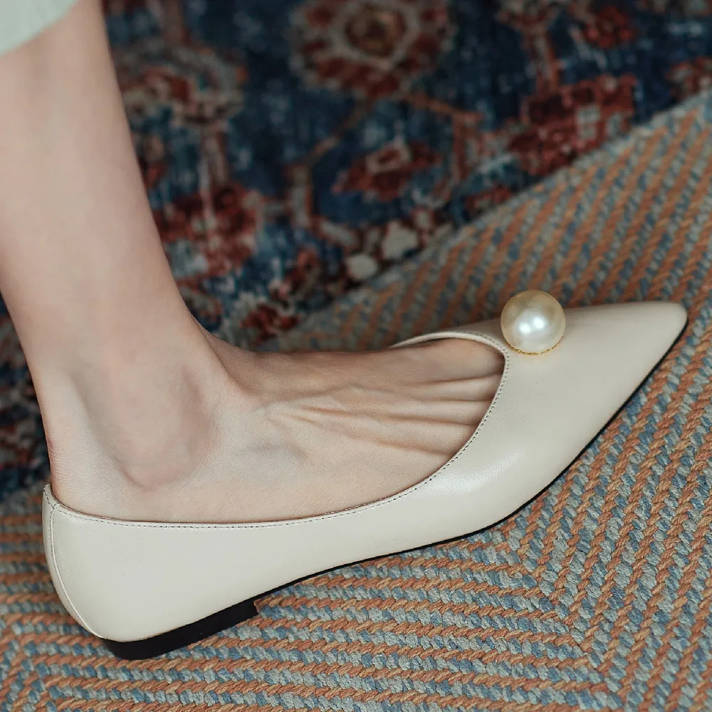 Women's genuine leather pointed toe slip-on flats single shoes beading decoration casual female daily footwear shoes for women
Women's genuine leather pointed toe slip-on flats single shoes beading decoration casual female daily footwear shoes for women