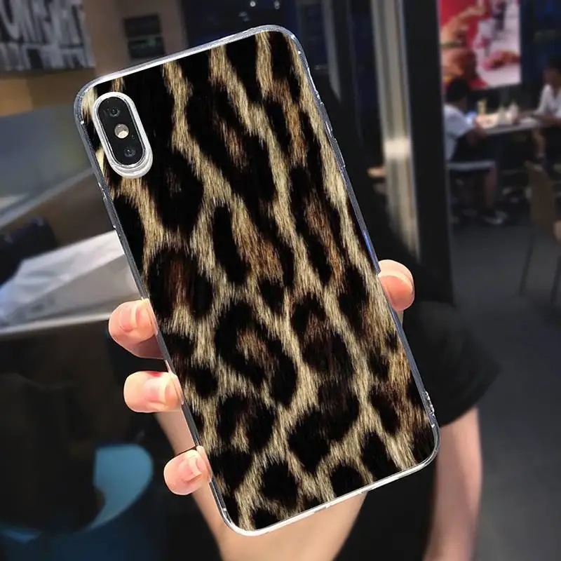 Fashion Tiger Leopard Phone Cases Transparent for iPhone 6 7 8 11 12 s mini pro X XS XR MAX Plus
Fashion Tiger Leopard Phone Cases Transparent for iPhone 6 7 8 11 12 s mini pro X XS XR MAX Plus