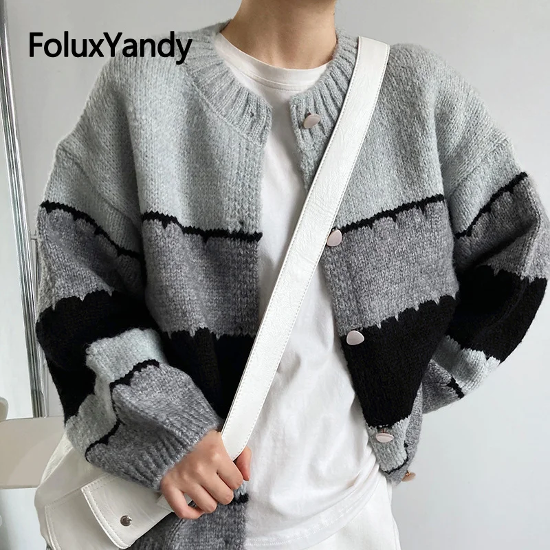 O Neck Women Cardigan Casual Single Breasted Loose Long Sleeve Sweater Autumn Winter Knitted Oversize Jumper LXNZ07
O Neck Women Cardigan Casual Single Breasted Loose Long Sleeve Sweater Autumn Winter Knitted Oversize Jumper LXNZ07