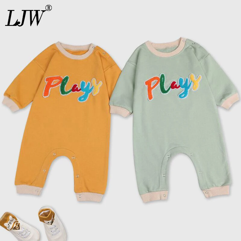 0-2 years old newborn one-piece suit letter printing female baby toddler child Christmas boy baby outdoor crawling suit
0-2 years old newborn one-piece suit letter printing female baby toddler child Christmas boy baby outdoor crawling suit