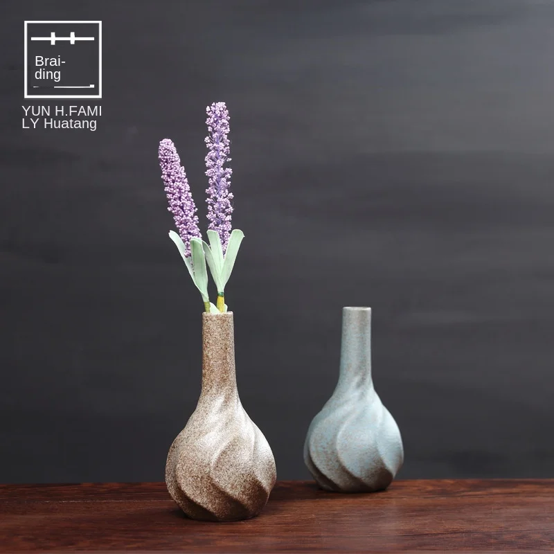 Coarse Pottery Mini Vase Japanese Style Ceramic Vase Vintage Dried Flowers Floral Ceramic Ornaments Creative Flower Pot PlantPot
Coarse Pottery Mini Vase Japanese Style Ceramic Vase Vintage Dried Flowers Floral Ceramic Ornaments Creative Flower Pot PlantPot