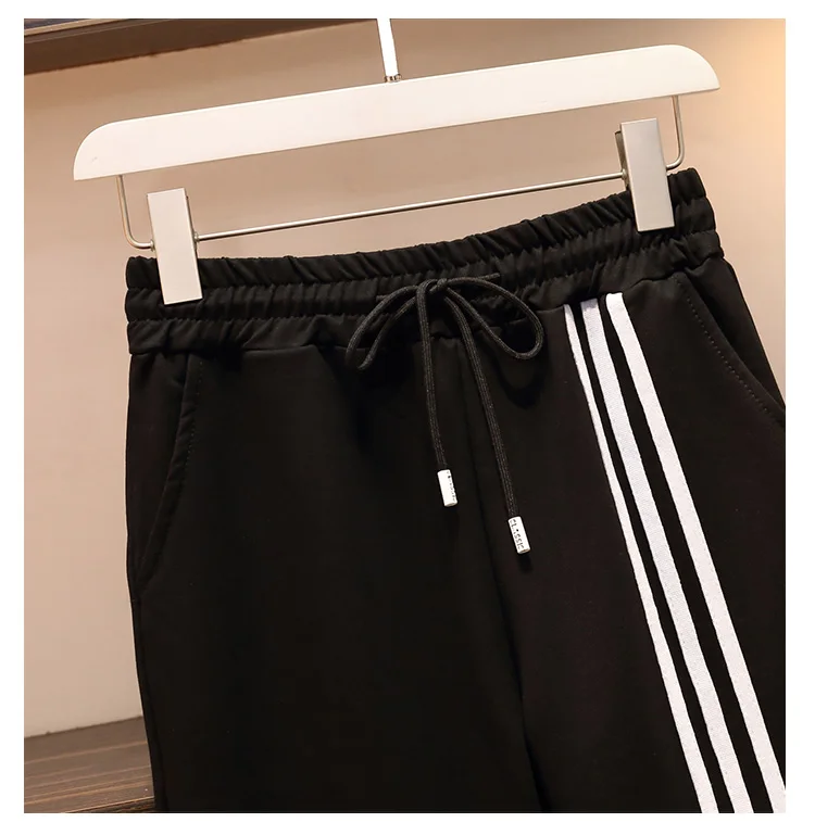 plus size Women Autumn Tracksuit 2 Piece Sets Women Sports Sets Long Sleeve zipper cardigan and striped Gym Jogging pants Sets
plus size Women Autumn Tracksuit 2 Piece Sets Women Sports Sets Long Sleeve zipper cardigan and striped Gym Jogging pants Sets