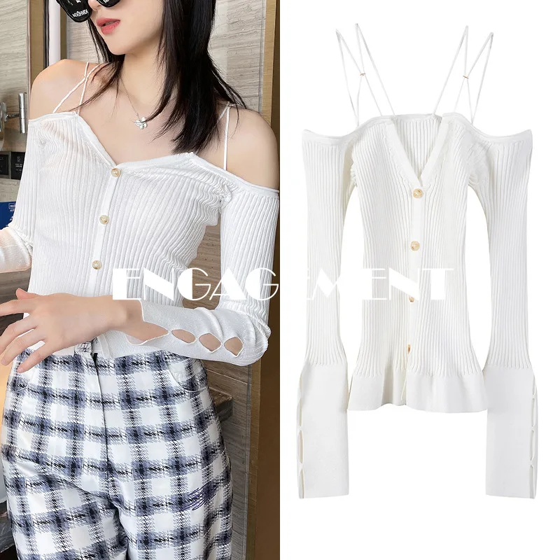 ENGAGEMENT High Quality 2021 Summer V-neck Hollow Sling Drawstring Strapless Sweater Long Sleeve Ladies
ENGAGEMENT High Quality 2021 Summer V-neck Hollow Sling Drawstring Strapless Sweater Long Sleeve Ladies