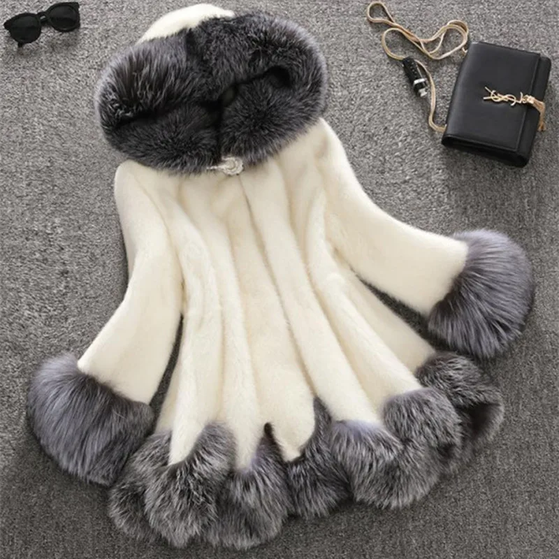 New 2020 Fashion Autumn Winter Women Faux Fur Hooded Coat Thick Warm Fur Jacket Elegant Ladies White Cloak
New 2020 Fashion Autumn Winter Women Faux Fur Hooded Coat Thick Warm Fur Jacket Elegant Ladies White Cloak