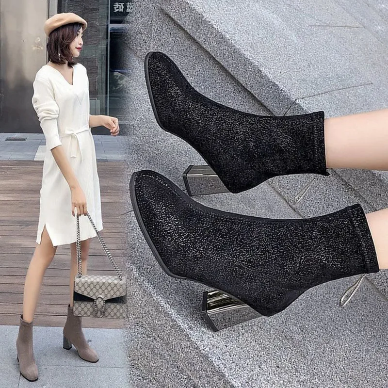 Ladies High Heel Ankle Boots Women Autumn Winter Thick Heel Crystal Bright Suede Short Boots Young Fashion Elegant Party Boots
Ladies High Heel Ankle Boots Women Autumn Winter Thick Heel Crystal Bright Suede Short Boots Young Fashion Elegant Party Boots