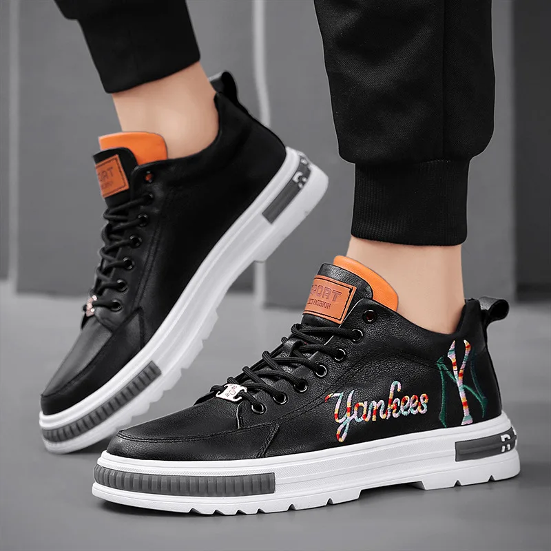 Men Casual Shoes Black White Designer Sneakers Platform Embroidery Decor Height Increasing Male Leisure Footwear Martin Boots
Men Casual Shoes Black White Designer Sneakers Platform Embroidery Decor Height Increasing Male Leisure Footwear Martin Boots