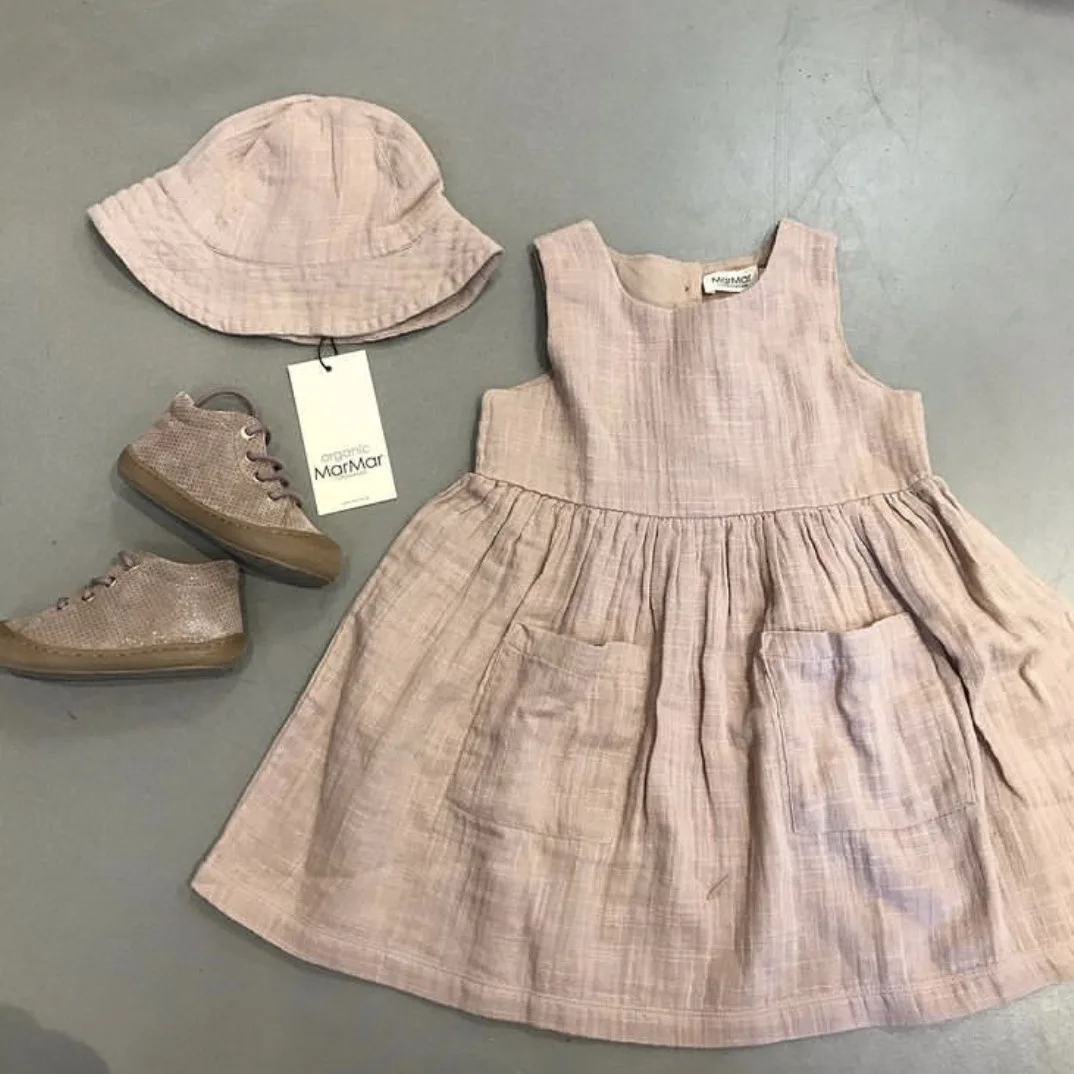 Mar Brand Children's Dress 2021 SS Spring Summer Sleeveless Cute Baby Girls Casual Dress with Pocket Cotton Kids Clothes Outfit
Mar Brand Children's Dress 2021 SS Spring Summer Sleeveless Cute Baby Girls Casual Dress with Pocket Cotton Kids Clothes Outfit