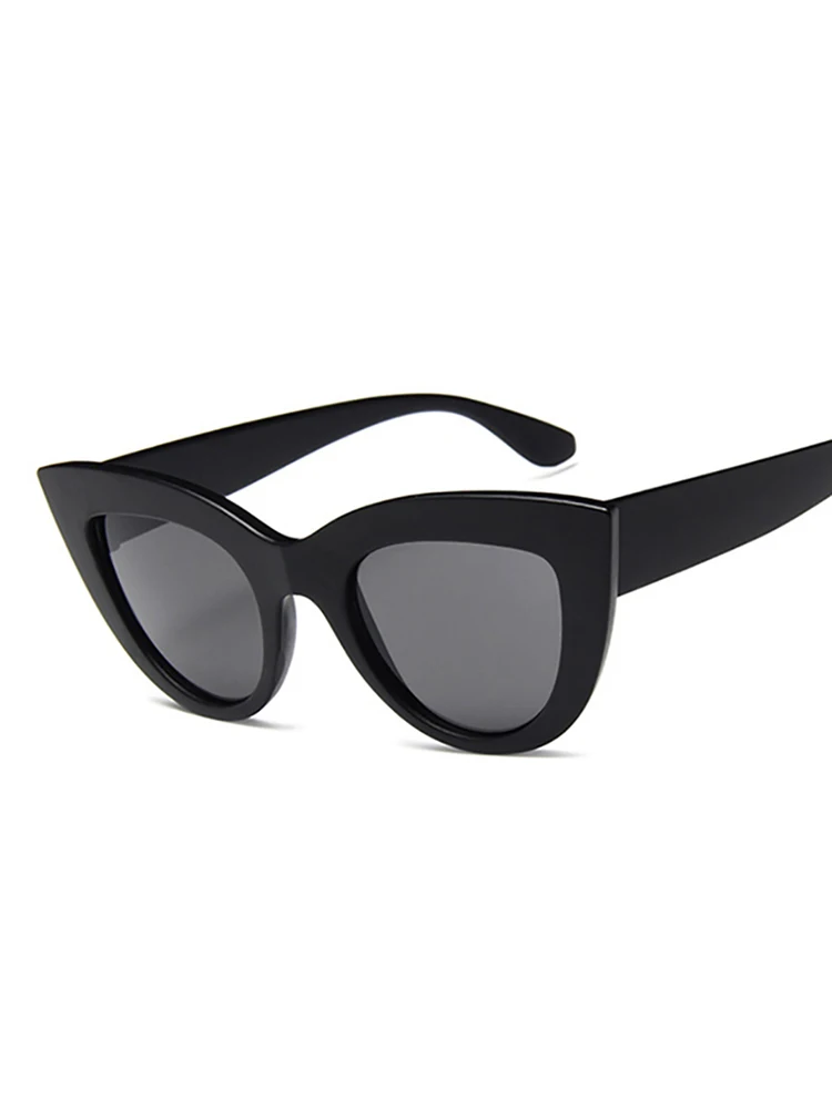 Brand Design Men Women Sunglasses Famous Luxury Glasses Lady Sun glass Woman Fashion Driving Eyeglasses UV400 S-801
Brand Design Men Women Sunglasses Famous Luxury Glasses Lady Sun glass Woman Fashion Driving Eyeglasses UV400 S-801
