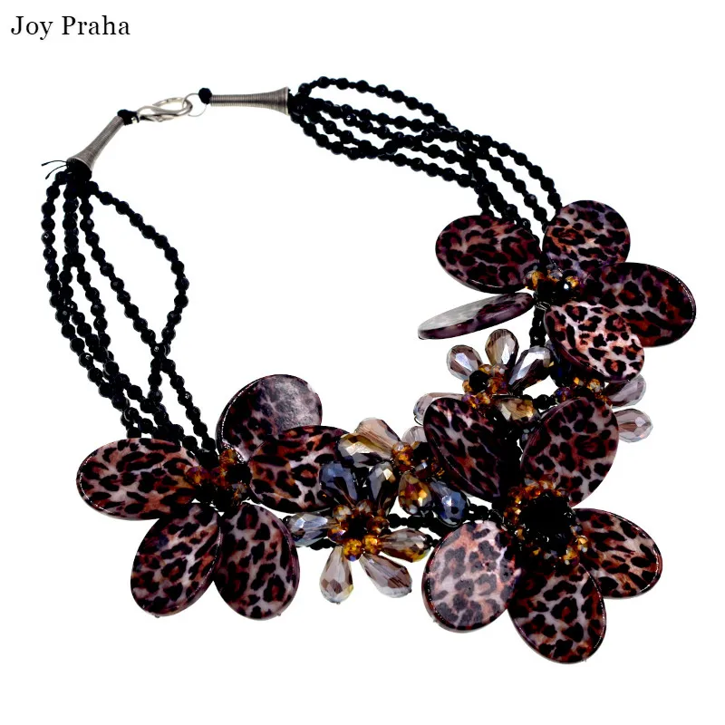 Popular natural pearl leopard shell necklace / Flower short women clavicle chain / wholesale dropshipping
Popular natural pearl leopard shell necklace / Flower short women clavicle chain / wholesale dropshipping