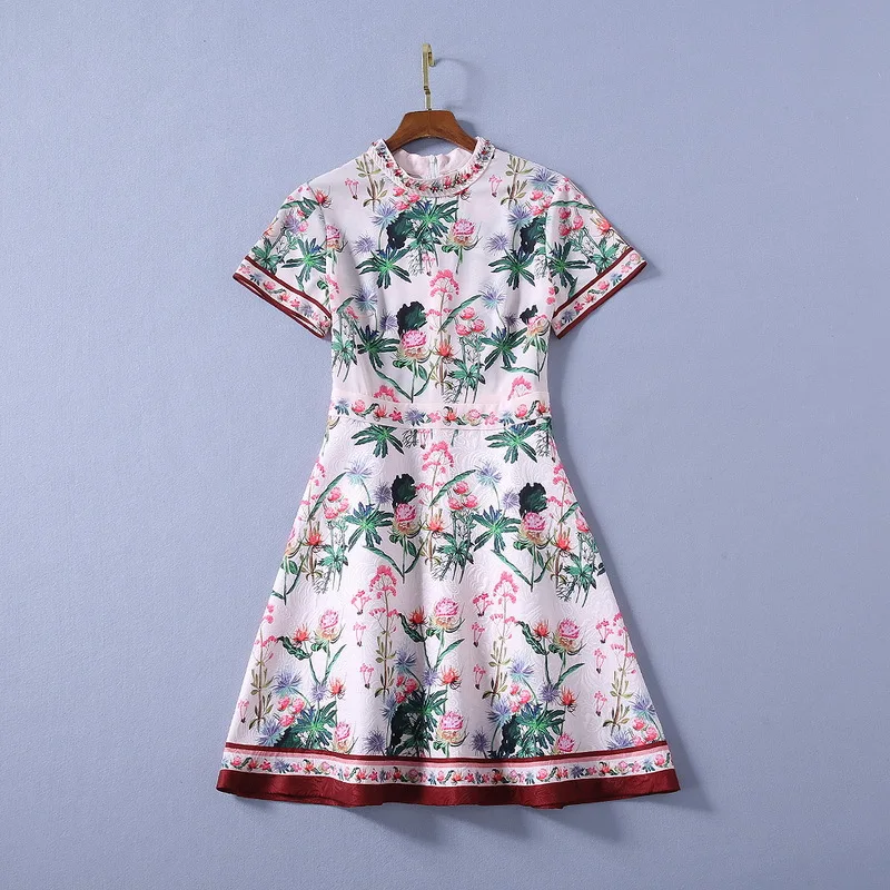 American European women's and dress 2021 summer new styles Short sleeve stud stand print jacquard Fashionable dress
American European women's and dress 2021 summer new styles Short sleeve stud stand print jacquard Fashionable dress