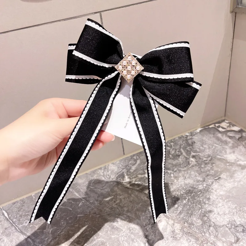 Striped Bow Tie Brooch Fashion Korean College Style Rhinestone Pearl Ribbon Hair-pin Collar Flower Women's Clothing Accessories
Striped Bow Tie Brooch Fashion Korean College Style Rhinestone Pearl Ribbon Hair-pin Collar Flower Women's Clothing Accessories