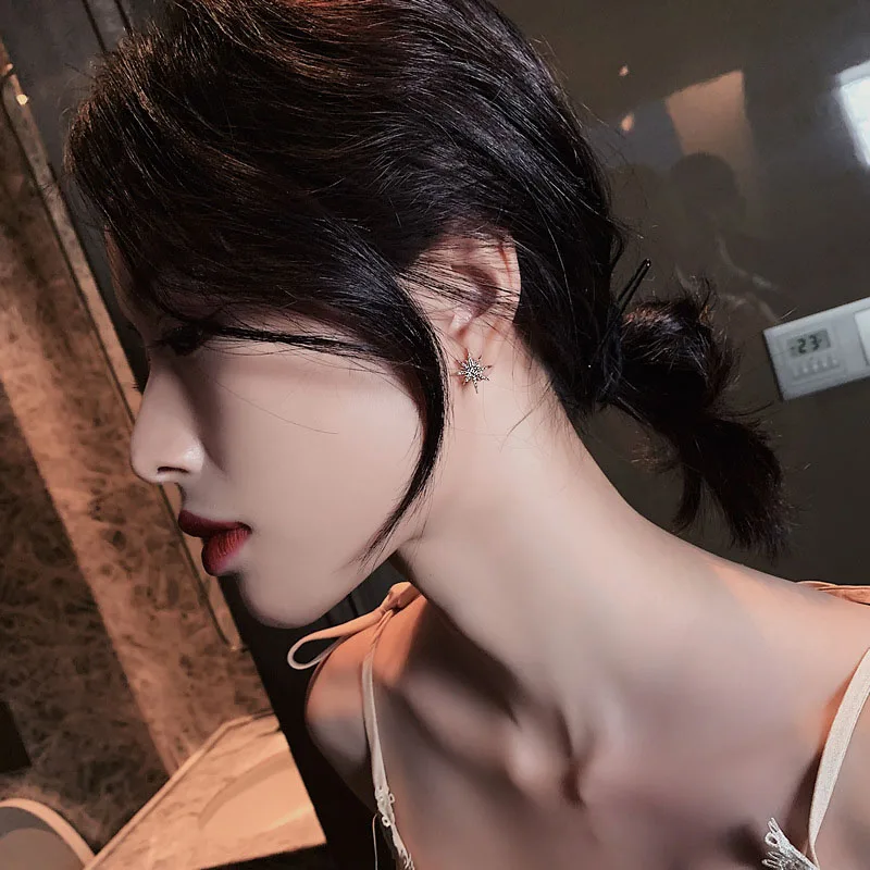 Fashion Star Moon Earrings Korean Version Asymmetrical High Sense Earrings Fashion Earrings Prevent Allergy Exquisite Ear Nail
Fashion Star Moon Earrings Korean Version Asymmetrical High Sense Earrings Fashion Earrings Prevent Allergy Exquisite Ear Nail