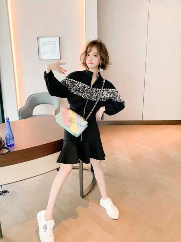 Heavy industry Sequin zipper front waist hemmed long sleeve dress women's 2020 fall NEW
Heavy industry Sequin zipper front waist hemmed long sleeve dress women's 2020 fall NEW